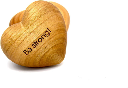 Sonstiges                                          Holzherz Be strong!