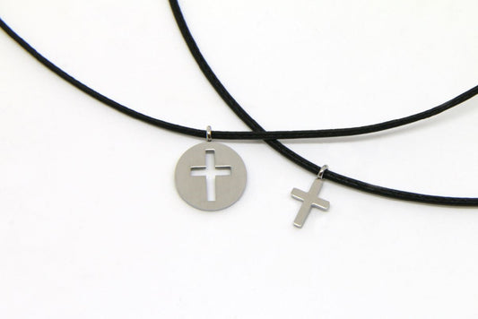 Schmuck-Set Medallion und Kreuz